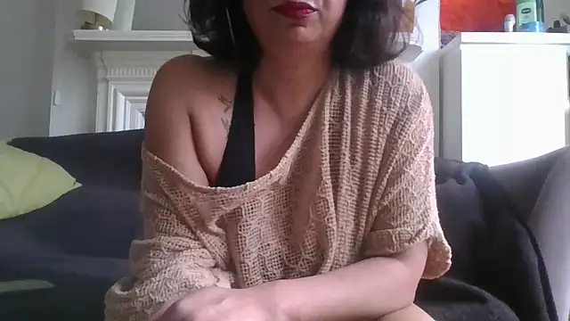 Tara-Kandy online show from 05/30/26, 07:00