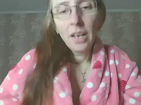 CandiCole online show from 04/17/26, 06:38