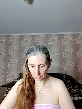 Snapshot of CandiCole chatting on 07/17/26, 04:08 CandiCole online show from 07/17/26, 04:08