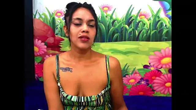 indiandesire4u69 online show from 10/25/25, 08:58