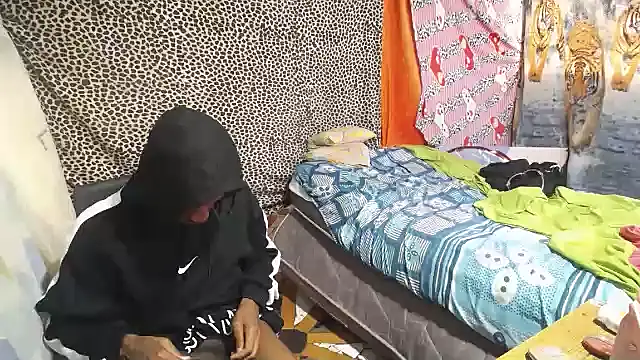 mike ross11 online show from 10/22/25, 03:12