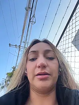 Ninabigtitied online show from 03/04/26, 12:44