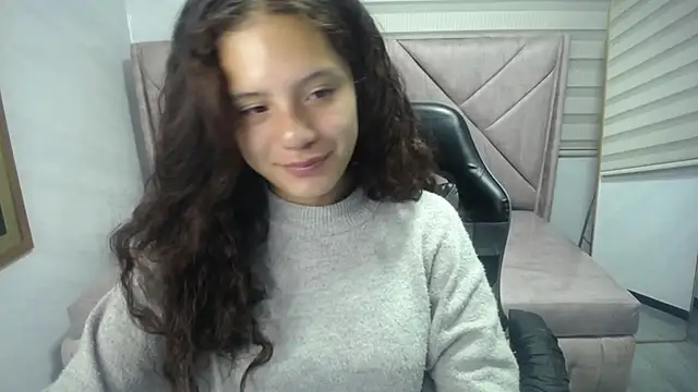 Velvet Moon V online show from 10/07/25, 01:08