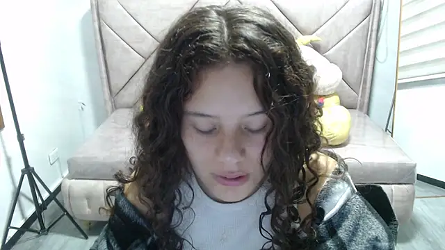 Velvet Moon V online show from 11/13/25, 01:10