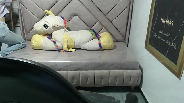 Velvet Moon V online show from 12/03/25, 01:31