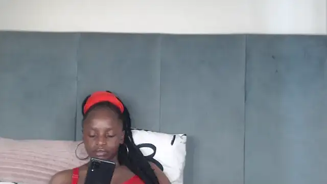 Jah-Queen online show from 11/28/25, 09:01