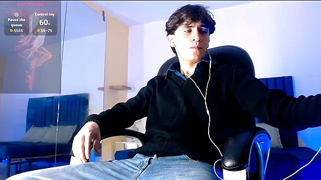 RoberthAlv online show from 02/20/26, 01:44