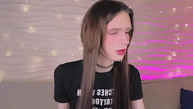 madi snow online show from 01/17/26, 05:45