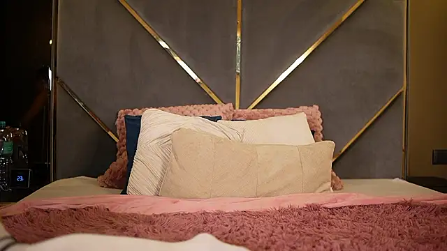  ChloeLee  online show from 03/11/26, 08:20