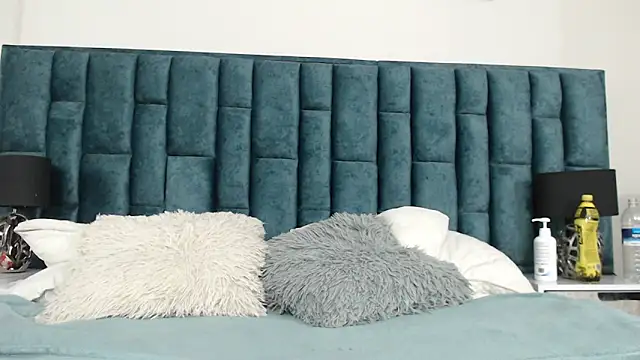 Snapshot of Emma_Foxi chatting on 11/03/25, 08:21 Emma Foxi online show from 11/03/25, 08:21