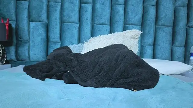 Emma Foxi online show from 04/02/26, 02:37