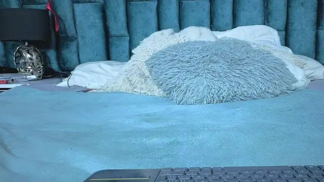Snapshot of Emma_Foxi chatting on 05/01/26, 12:10 Emma Foxi online show from 05/01/26, 12:10