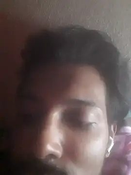 Snapshot of RohitHot122 chatting on 09/08/25, 08:08 RohitHot122 online show from 09/08/25, 08:08