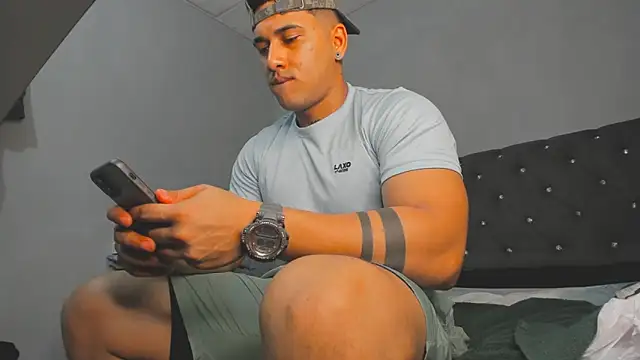 evan hardy online show from 10/17/25, 02:59