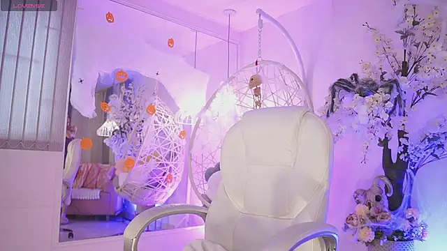 JadeSummerr online show from 10/08/25, 11:41