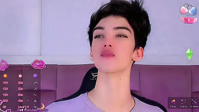 Baby FenixTS online show from 11/21/25, 12:48