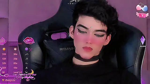 Baby FenixTS online show from 11/23/25, 07:35