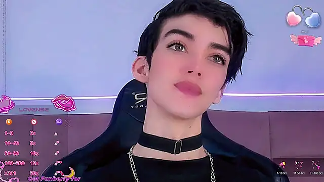 Baby FenixTS online show from 12/17/25, 06:52