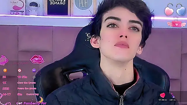 Baby FenixTS online show from 01/14/26, 05:02