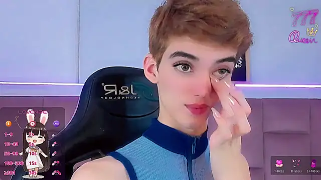 Baby FenixTS online show from 02/18/26, 09:00