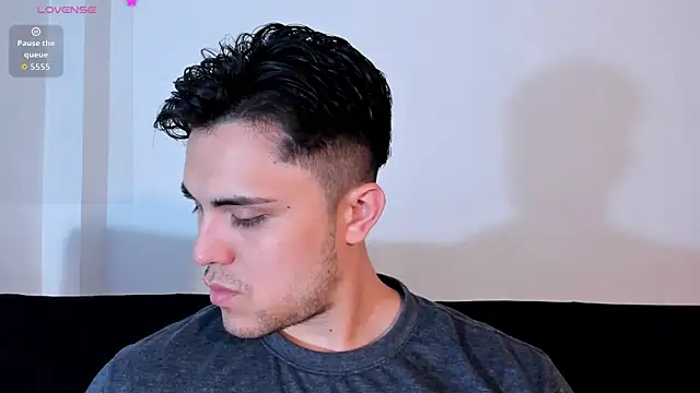 Snapshot of jasonxd9898 chatting on 11/09/25, 01:04 jasonxd9898 online show from 11/09/25, 01:04