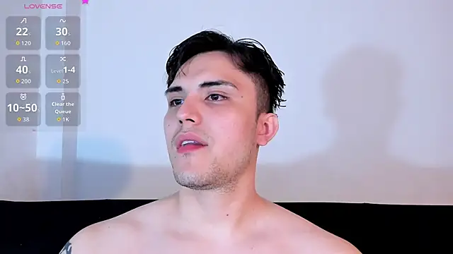 Snapshot of jasonxd9898 chatting on 11/13/25, 01:15 jasonxd9898 online show from 11/13/25, 01:15