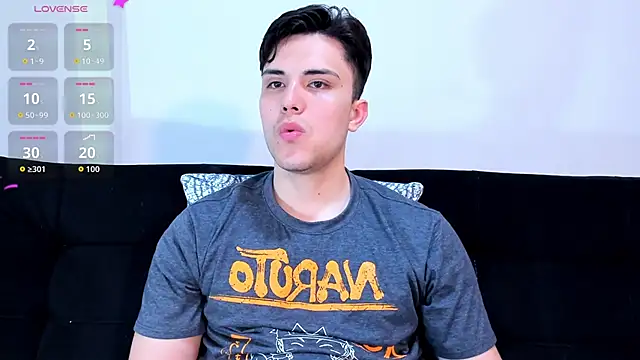 Snapshot of jasonxd9898 chatting on 11/16/25, 01:49 jasonxd9898 online show from 11/16/25, 01:49