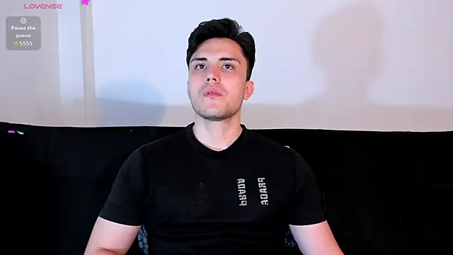 Snapshot of jasonxd9898 chatting on 11/19/25, 01:27 jasonxd9898 online show from 11/19/25, 01:27