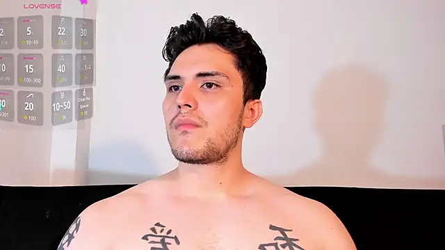 Snapshot of jasonxd9898 chatting on 12/03/25, 01:02 jasonxd9898 online show from 12/03/25, 01:02