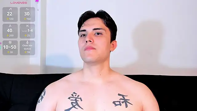 Snapshot of jasonxd9898 chatting on 12/14/25, 01:11 jasonxd9898 online show from 12/14/25, 01:11