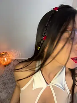 karinasantos  online show from 11/17/25, 01:39