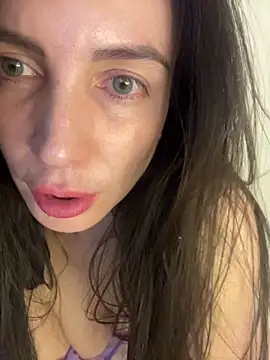 karinasantos  online show from 03/15/26, 11:22