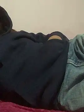 amitsharma7868 online show from 12/17/25, 03:07