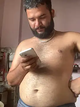 Snapshot of amitsharma7868 chatting on 06/06/26, 02:27 amitsharma7868 online show from 06/06/26, 02:27