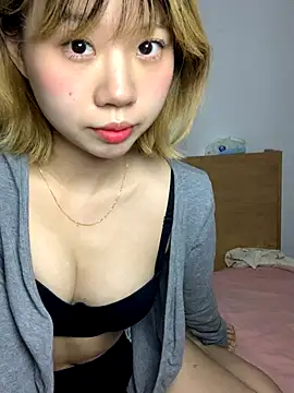 zhaomosheng125216 online show from 10/24/25, 12:52