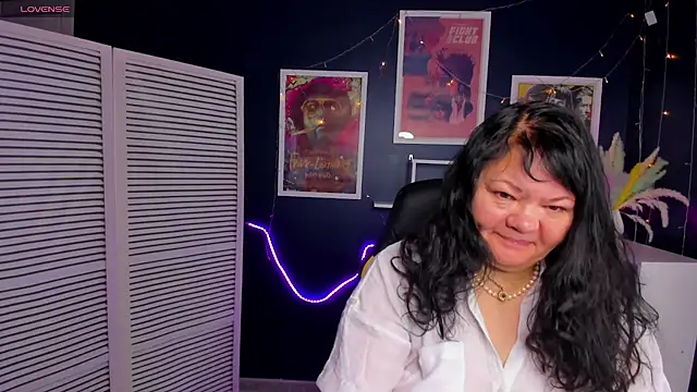 Snapshot of sandra_jackson chatting on 01/15/26, 02:49 sandra jackson online show from 01/15/26, 02:49