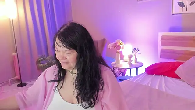 Snapshot of sandra_jackson chatting on 02/28/26, 02:45 sandra jackson online show from 02/28/26, 02:45