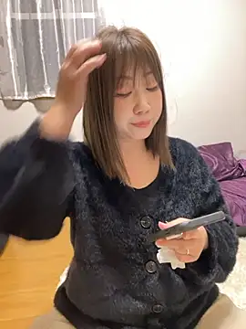 Snapshot of h415a812 chatting on 11/13/25, 09:19 h415a812 online show from 11/13/25, 09:19