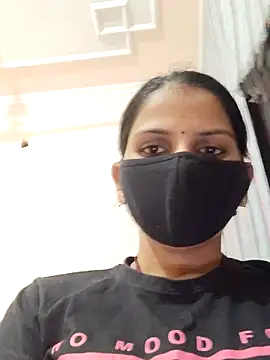 poojam93 online show from 12/15/25, 03:00