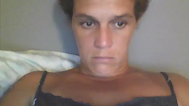 sarahkat86 online show from 02/18/26, 12:28