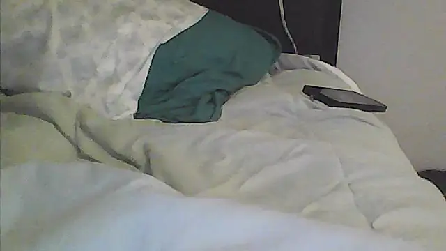 sarahkat86 online show from 04/21/26, 01:42