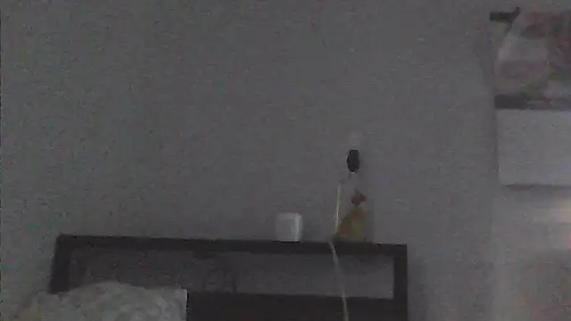 sarahkat86 online show from 04/21/26, 10:56