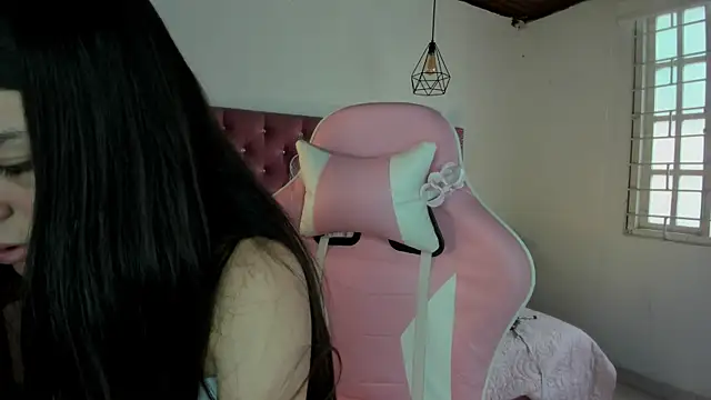 Jade rey  online show from 09/12/25, 05:35