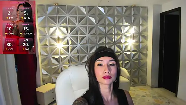 Snapshot of hellen_tease chatting on 06/04/26, 12:55 hellen tease online show from 06/04/26, 12:55