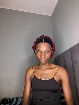 Trans fairy online show from 04/24/26, 09:50