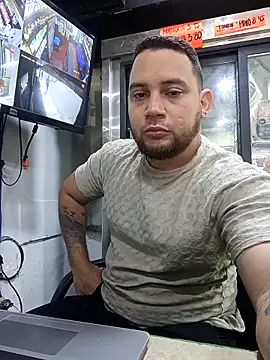 Catire10  online show from 12/15/25, 02:54