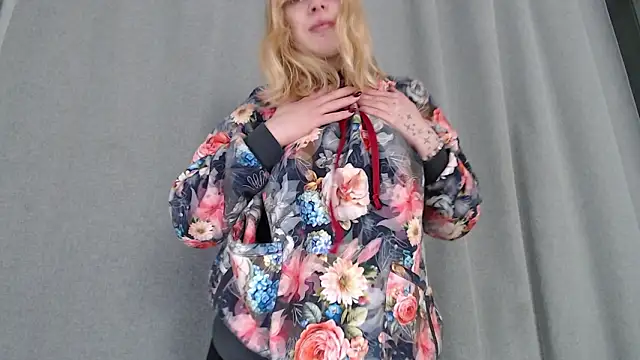 Alismoona online show from 02/23/26, 08:28