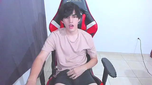 eren 188 online show from 11/08/25, 03:18