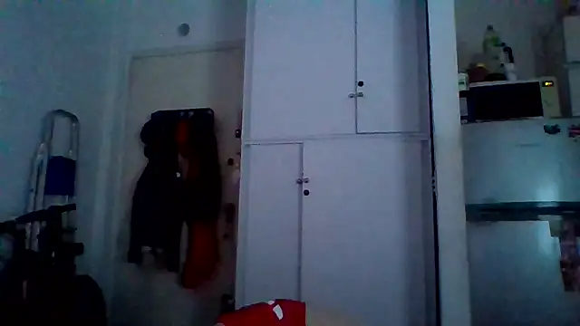 luca23millo90 online show from 04/01/26, 03:53