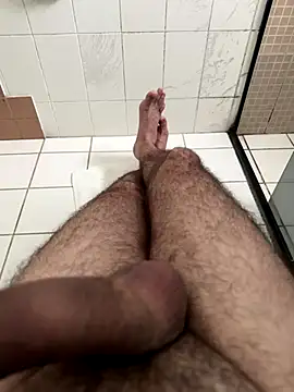 XUCRUTES42 online show from 11/26/25, 11:44